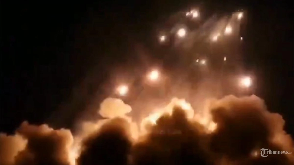 Bombardir Israel Bisa Perburuk Situasi, Rezim Iran Terancam Runtuh Imbas Keruwetan Masalah Domestik