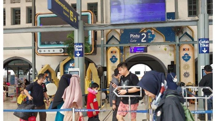 H+4 Lebaran, Masih Ada 21.796 Pemudik yang Berangkat dari Stasiun Pasar Senen