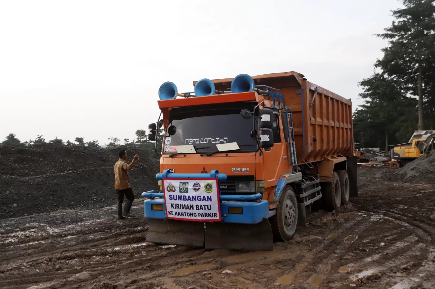 Menko Polhukam 'Turun Gunung' Tindak Tegas Truk Tambang Nakal di Parungpanjang