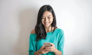 6 Tanda Gebetanmu Naksir Balik Sama Kamu, Jangan Sampai Kamu Tidak Peka, Coba Cek!