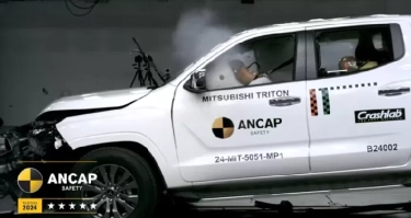 All New Mitsubishi Triton Sandang 5 Bintang Hasil Uji Tabrak Sebelum Masuk Indonesia
