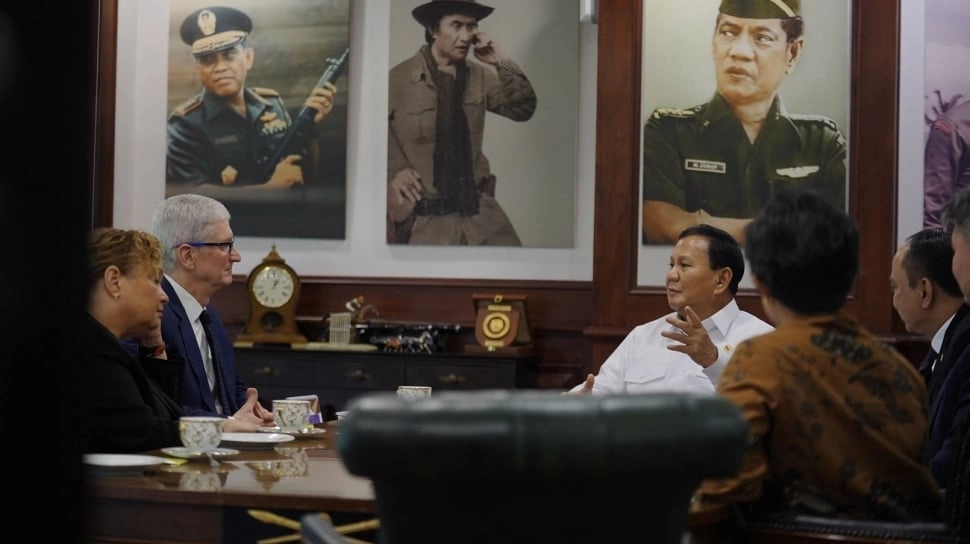 Momen Hangat Prabowo Sambut Bos Apple Tim Cook Diakhiri Ajakan Makan Malam Bersama