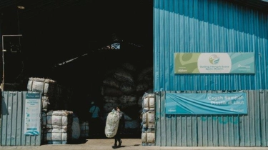 Cegah Pencemaran Lingkungan, Kolaborasi Ini Kumpulkan 305 Juta Botol Plastik di 27 Negara