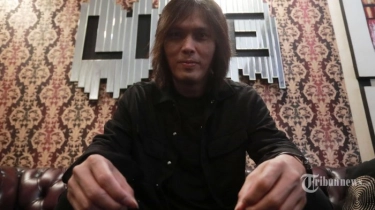 Chord Gitar Lagu Dealova - Once Mekel: Kau Seperti Nyanyian dalam Hatiku