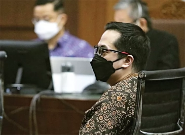 Irit Bicara Usai Jalani Pemeriksan, KPK Duga Perusahaan Ihsan Yunus Terlibat Pengadaan APD di Kemenkes