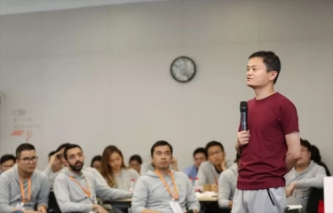 Mau Jadi Entrepreneur atau Pembicara Handal? Ucapkan Selamat Tinggal pada 10 Kebiasan Ini