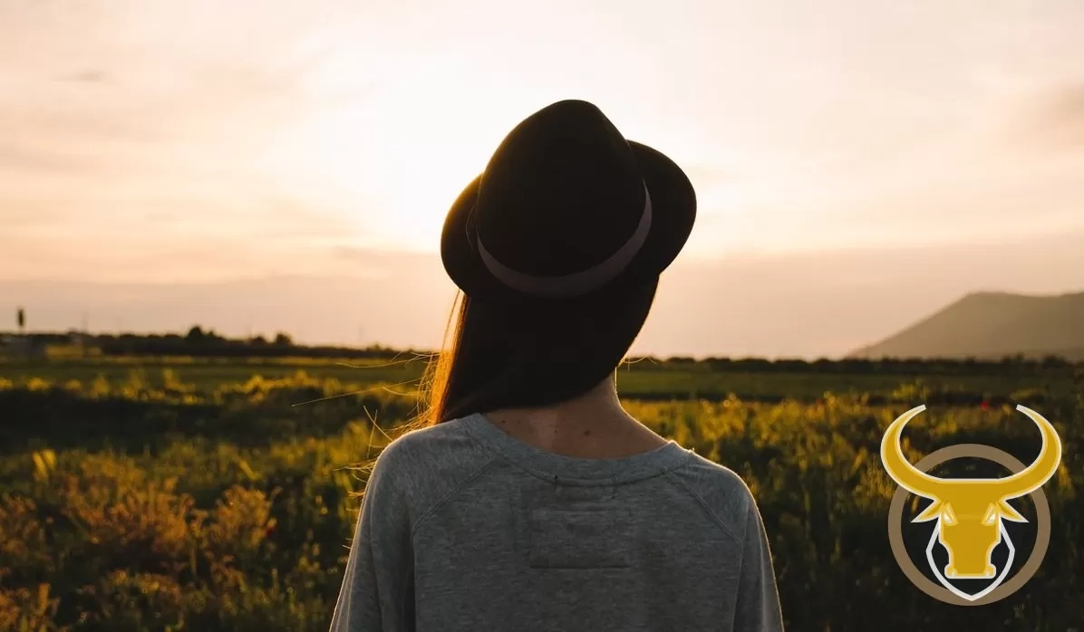 Sering Bersikap Tenang, Berikut Keburukan dan Kelebihan Perempuan Berzodiak Taurus Bagi Pasangannya