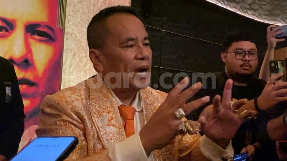Segini Harga Cincin Hotman Paris yang Diledek Rocky Gerung Lebih Berkilau dari Otaknya