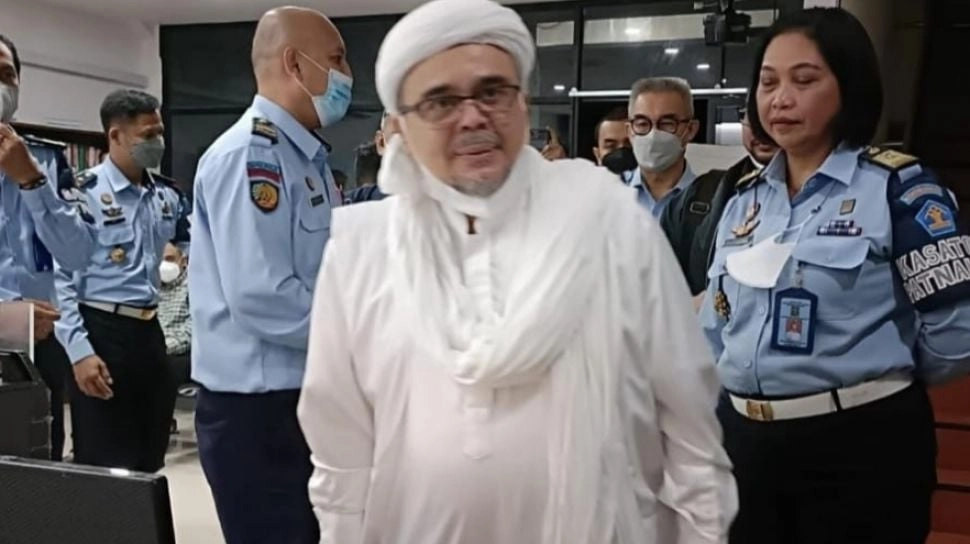 Susul Megawati, Habib Rizieq dan Din Syamsuddin Serahkan Amicus Curiae ke MK