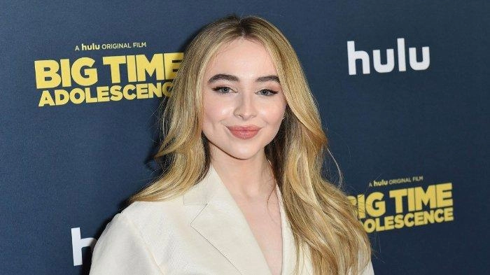 Chord Gitar dan Lirik Lagu Espresso - Sabrina Carpenter: Now He's Thinkin' 'Bout Me Every Night
