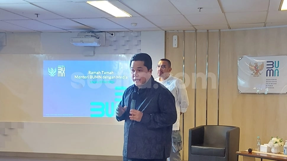 Bukan Borong, Erick Thohir Hanya Minta BUMN Optimalkan Pembelian Dolar AS