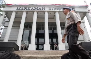 Guru Besar Unair Sebut Sikap Kenegarawanan Jadi Taruhan pada Putusan Sengketa Pilpres Mahkamah Konstitusi