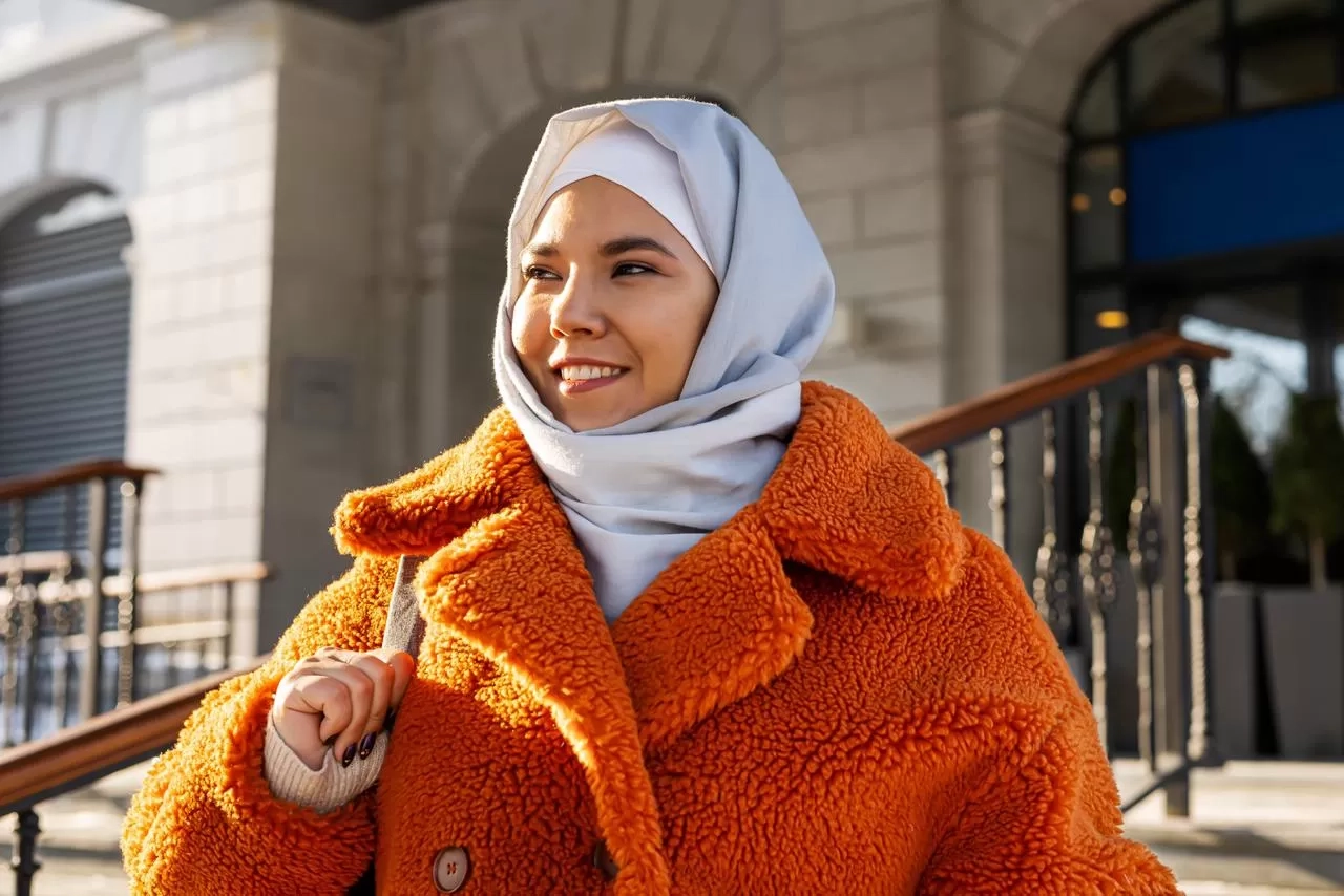 Tips Agar Menjadi Perempuan High Value Menurut Islam, Salah Satunya Jangan Suka Gosip!