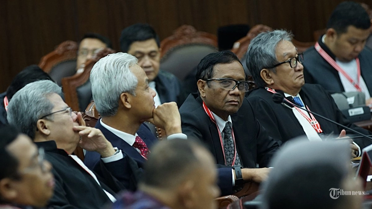Kesimpulan MK Menolak Gugatan Pilpres yang Diajukan Anies-Muhaimin dan Ganjar-Mahfud