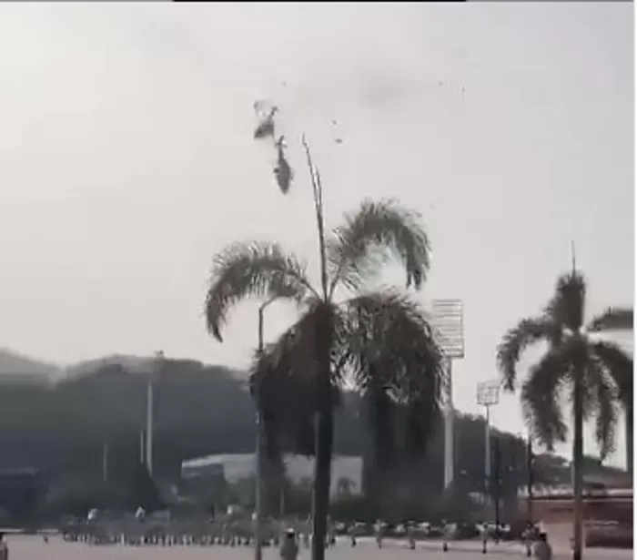 Detik-Detik Helikopter Militer Malaysia Tabrakan, 10 Orang Dikabarkan Tewas