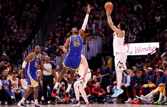 Duel Menantang di Playoff NBA, Kemenangan Knicks dan Nuggets hingga Buzzer Beater