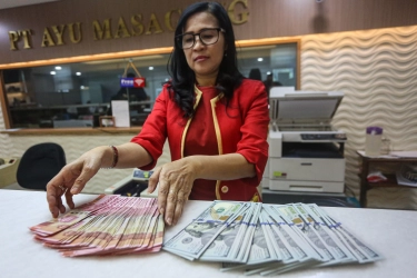 Meski Rupiah Terus Tersungkur, BI Diperkirakan Pertahankan Suku Bunga Acuan 6 Persen