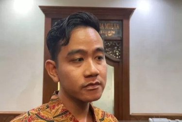 Tegaskan Jokowi dan Gibran Bukan Lagi Kader Partai Banteng, PDIP: Orang Sudah di Sebelah Sana, Yang Benar Saja!