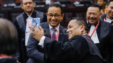 Hotman Paris Pamer Cincin Dengan Harga Setara Total Kekayaan Anies Baswedan, Segini Bayaran Fantastis Sebagai Pengacara