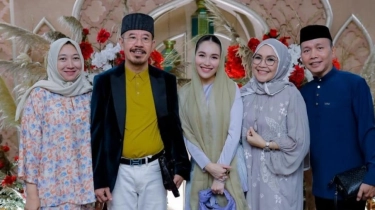 Outfit Ayu Ting Ting Datang ke Open House Calon Mertua, Tenteng Tas Rp42 Juta