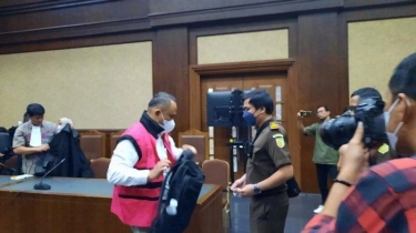 Saksi Irwan Hermawan Ungkap Sumber Uang Saweran Rp 40 Miliar untuk Anggota BPK Achsanul Qosasi