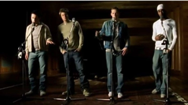 Terjemahan Lirik Lagu Best In Me - Blue: You Touched My Hand