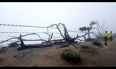 Pasca Insiden Maut Turis Tiongkok, Spot Selfie di Kawah Ijen Ditutup dan Diberi Pita Kuning, Pengelola Ungkap Alasannya