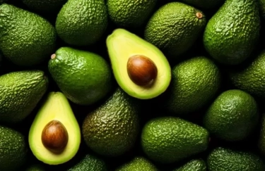 Tips Menyimpan Alpukat Agar Tetap Segar dan Tidak Cepat Berubah Menjadi Kecoklatan Saat Dimakan