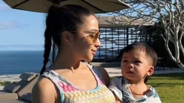 Ogah Sebut Anak GTM, Nikita Willy Bagikan Momen Tanggapi Baby Issa Susah Makan
