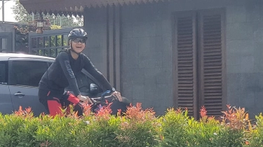 Tak Ada Ucapan Selamat Soal Penetapan Pemenangan Pilpres 2024, Ganjar Santai di Rumah Sleman