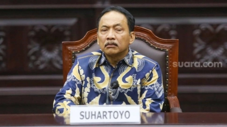 Punya Hobi Mahal, Penghasilan Suhartoyo Jadi Ketua MK Tembus 3 Digit Sebulan