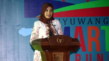 Profil Ipuk Fiestiandani, Bupati Banyuwangi yang Terima Penghormatan Satyalancana, Istri Menpan-RB