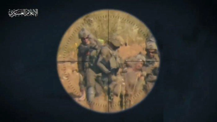 Sniper Al-Qassam Tembak Mati Tentara Israel, Tentara IDF Lainnya  Segera Kabur Melarikan Diri
