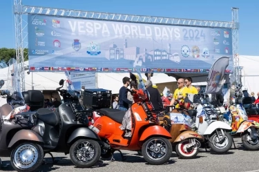 Pecahkan Rekor, Vespa World Days 2024 Kumpulkan Pecinta Vespa dari 55 Negara