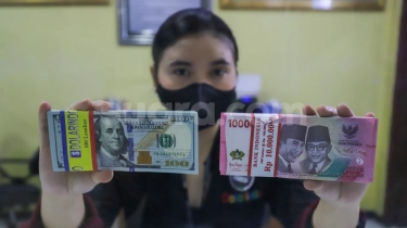 Nilai Tukar Rupiah Masih Anjlok Terhadap Dolar AS Pagi Ini