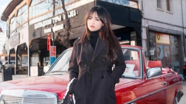 Tak Enak Hati Dikasih Perhiasan, Fuji Minta Fans Bersedekah Dibanding Kirim Hadiah