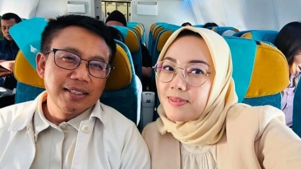 Momen Mantan Istri Dedi Mulyadi Terlihat Semakin Bahagia, Antar Suami Olahraga