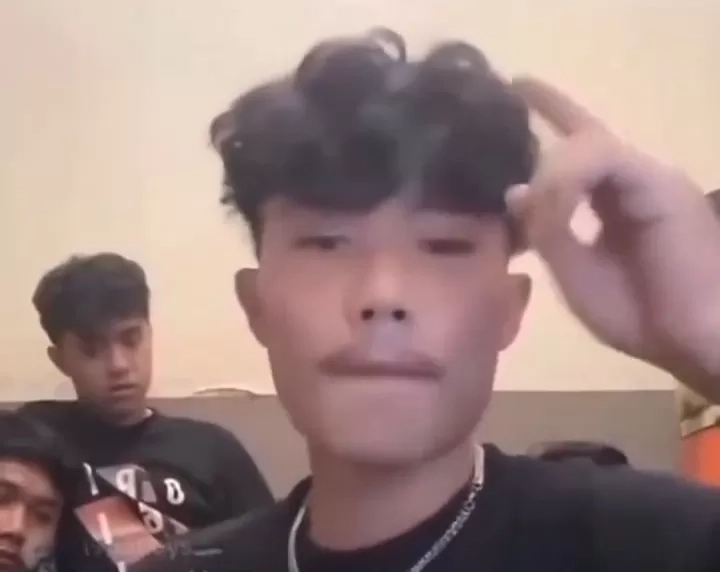 Viral Pria Ngaku Saudaranya Jenderal Menganiaya Sambil Live