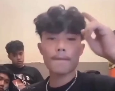 Viral Pria Ngaku Saudaranya Jenderal Menganiaya Sambil Live