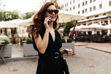 Perempuan Wajib Tahu! Simak 8 Perilaku yang Langsung Membuat Anda Terlihat Anggun dan Berkelas Menurut Psikologi