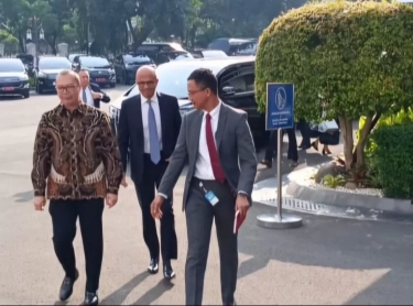 Usai Temui Jokowi, CEO Microsoft Umumkan Investasi di Indonesia Sebesar Rp 27,6 T untuk Pengembangan Cloud, Pusat data, dan AI