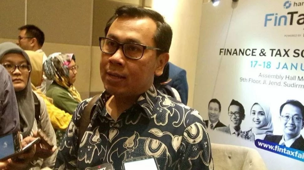 Staf Kemenkeu Yustinus Prastowo Minta Solusi Konkret ke Rakyat, Padahal Sudah Digaji Segede Ini
