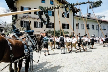 Hari Buruh Internasional! Intip 6 Tradisi saat May Day dari Berbagai Negara di Dunia