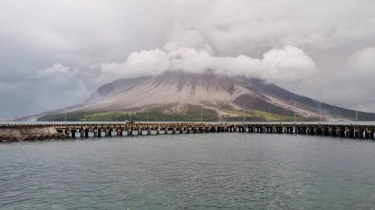50 Penerbangan dan 7 Bandara Ini Terdampak Erupsi Gunung Ruang, Aktivitas Dihentikan Sementara