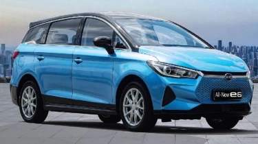 Mobil Listrik Tiongkok Ancam Volkswagen, Tesla Tetap Berjaya