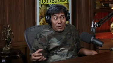 Tak Omon-omon Macam Bung Towel, Komeng Kasih Formasi Jitu buat Timnas: Masa Gini Masih Kebobolan?