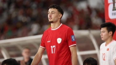 Tanpa Jersey Bola! Ini 5 OOTD Kasual ala Ivar Jenner, Pencetak Gol Indonesia di Gawang Irak