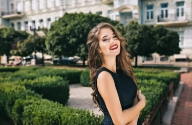 6 Zodiak yang Memiliki Aset Kecantikan dalam Penampilan Fisiknya, Sagitarius Dikenal Memiliki Mata yang Berbinar-binar