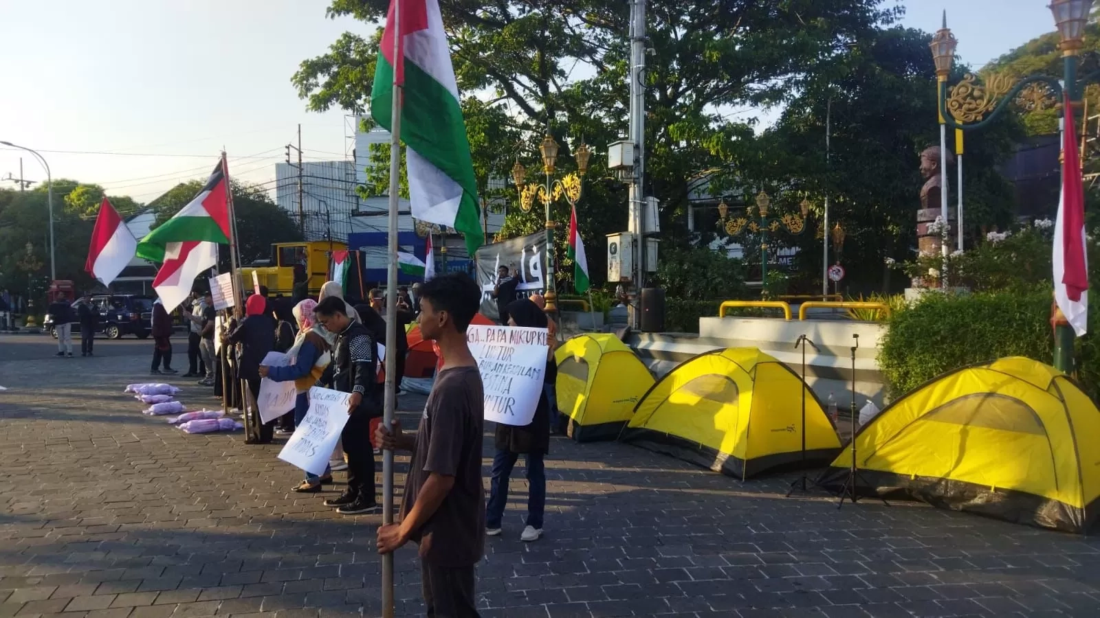 Terinspirasi Demo di Amerika, Ratusan Mahasiswa Gelar Aksi Camp for Palestine
