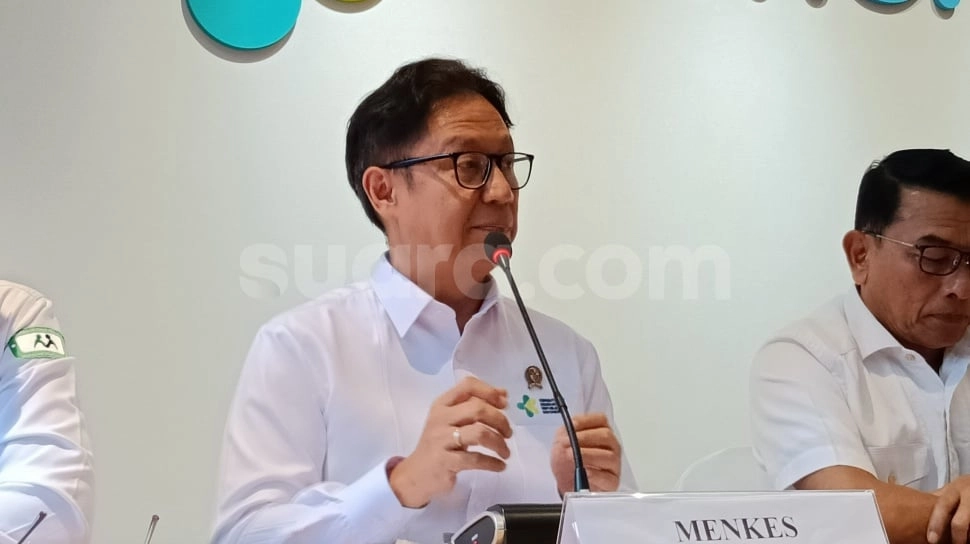 Heboh Efek Samping AstraZeneca, Menkes Budi Gunadi Sadikin Sebut Vaksin Covid-19 Dalam Negeri Lebih Aman
